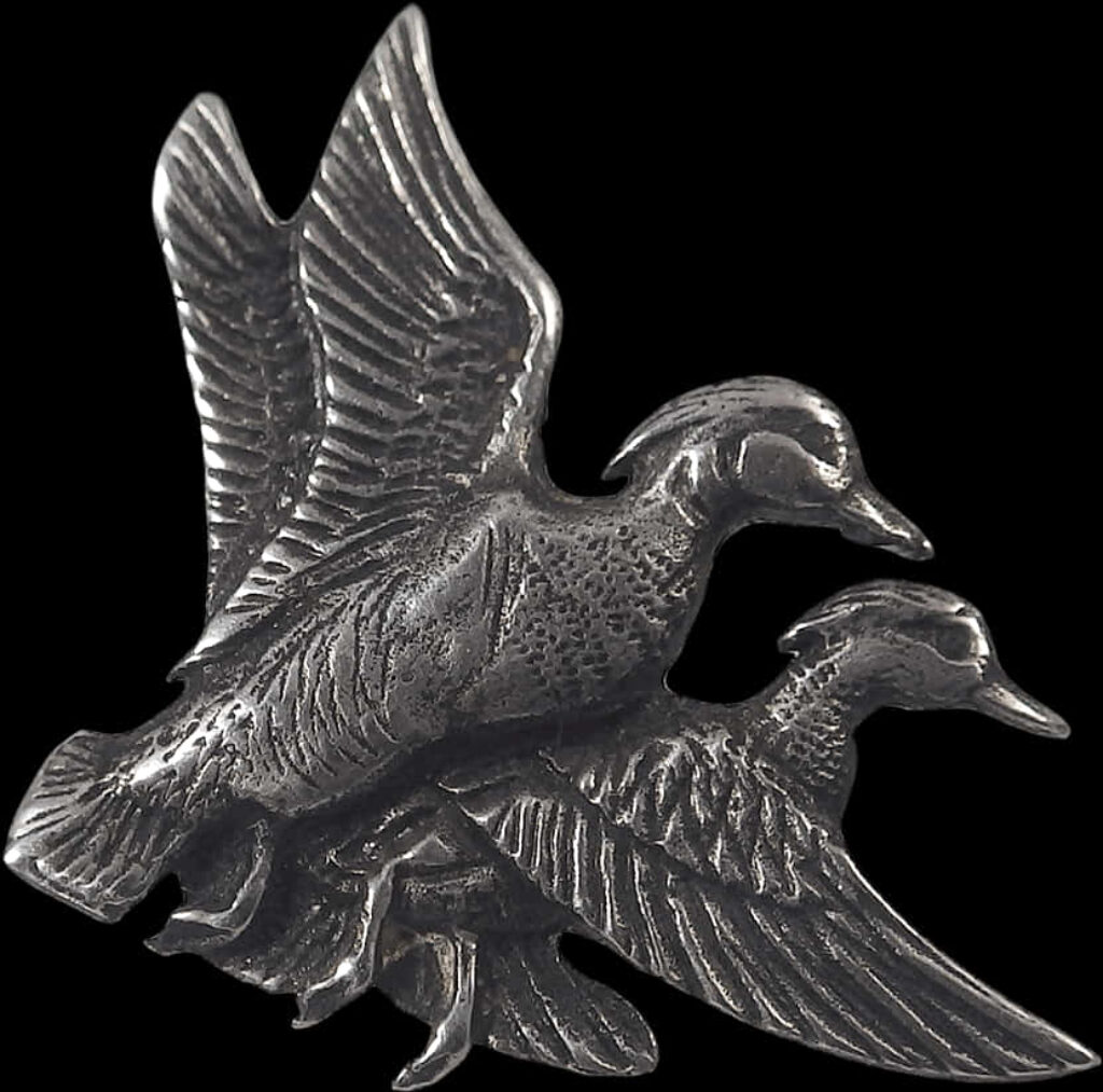 Elegant Metal Pin Design of Ducks in Flight - Stunning Wallpaper