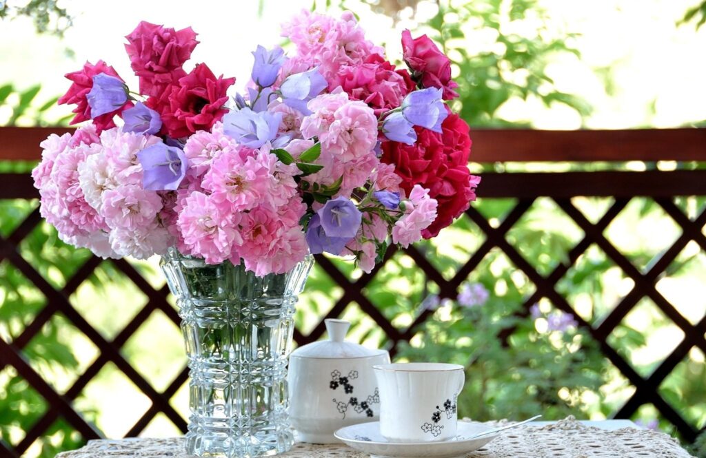 Colorful Roses & Bell Flowers in Crystal Vase - Elegant Wallpaper