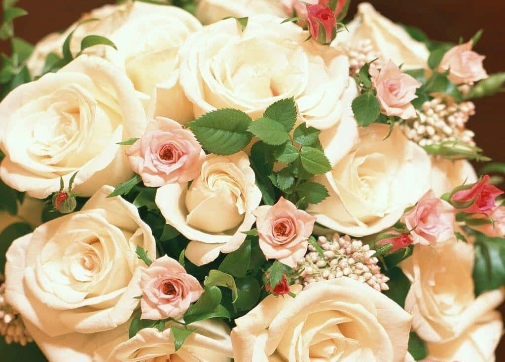 Elegant Ivory Rose Wallpaper: Perfect Wedding Decor Inspiration