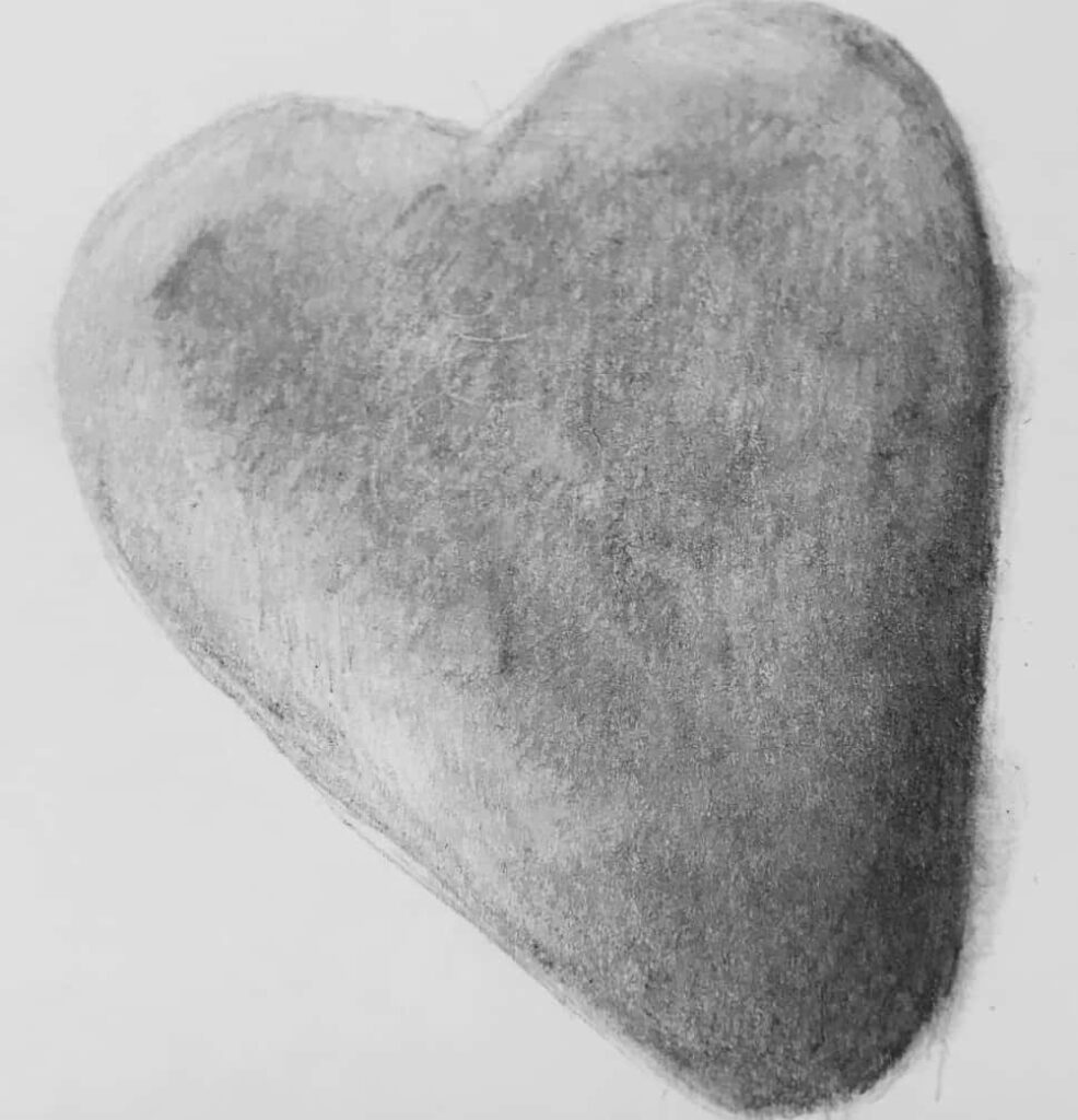 Elegant Pencil Sketch Heart Wallpaper - Minimalistic Design