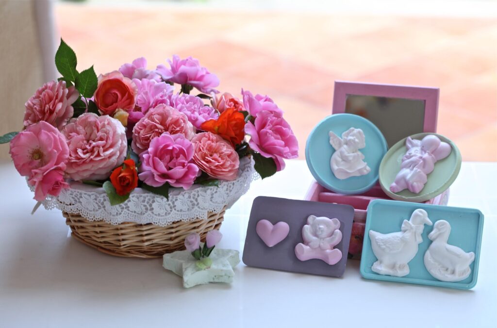 Elegant Basket of Pink & Red Roses with Charming Artisanal Crafts Wallpaper
