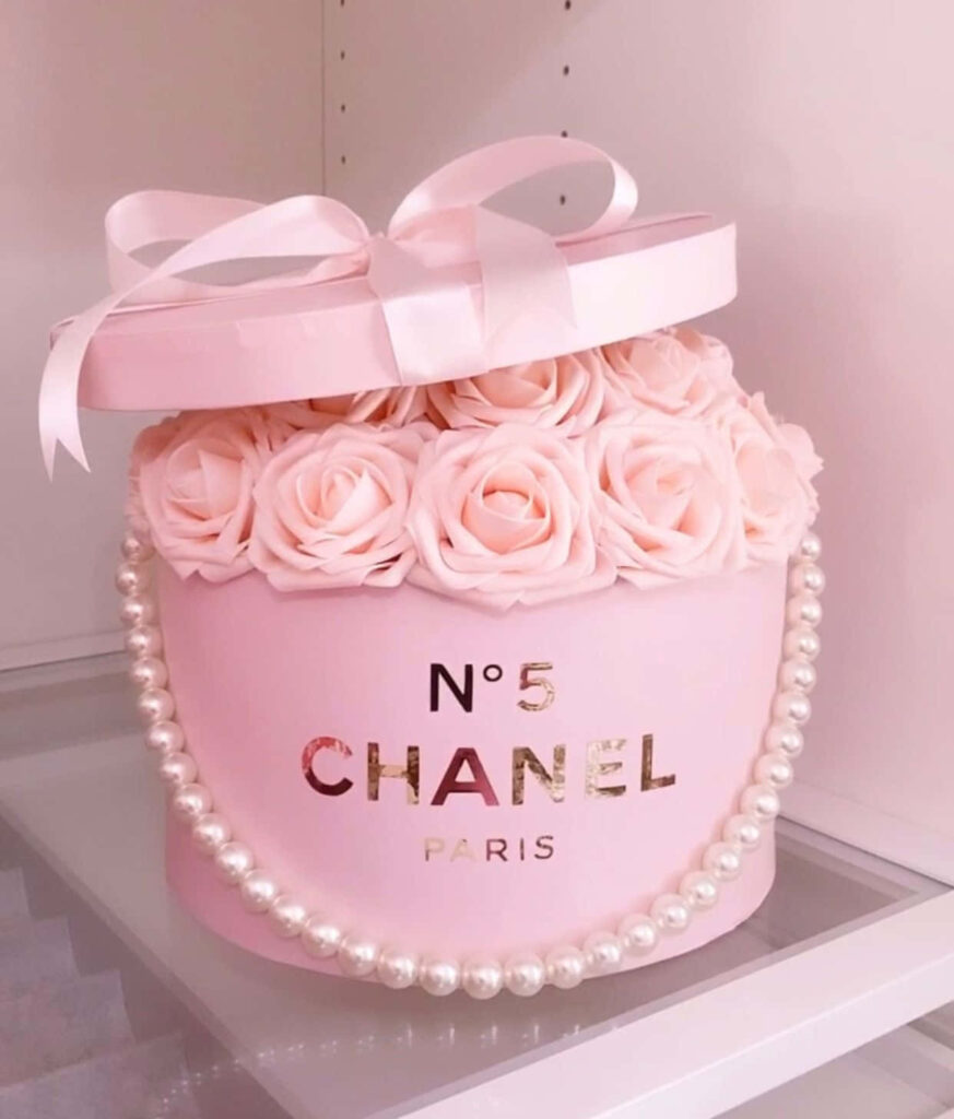 Elegant Pink Box with Roses & Pearls - Beautiful Background Wallpaper