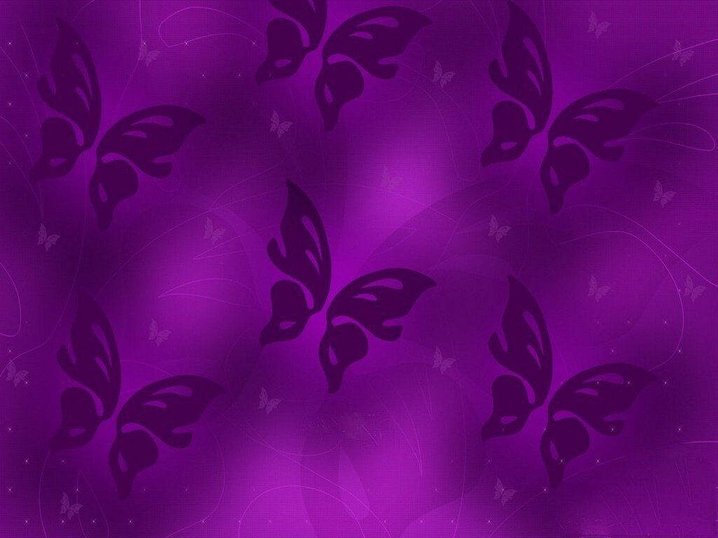 Elegant Purple Gradient Wallpaper with Intricate Butterfly Patterns