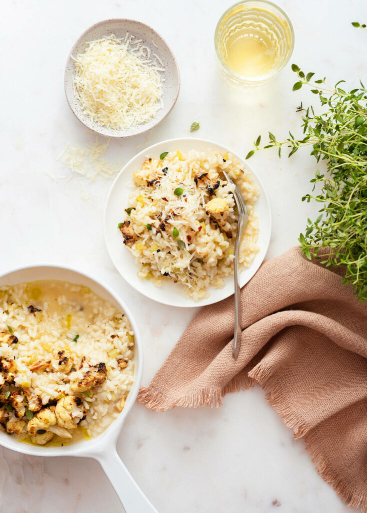 Elegant Creamy Risotto Wallpaper with Broccoli & Herbs Background
