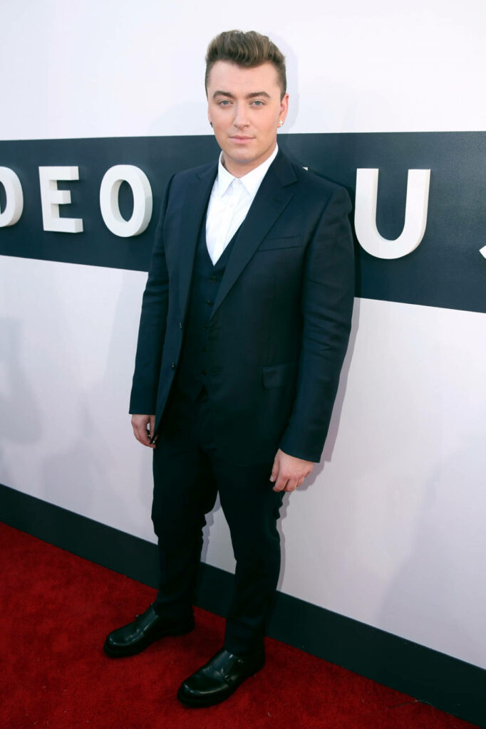 Elegant Sam Smith Red Carpet Wallpaper - Stylish Background Design