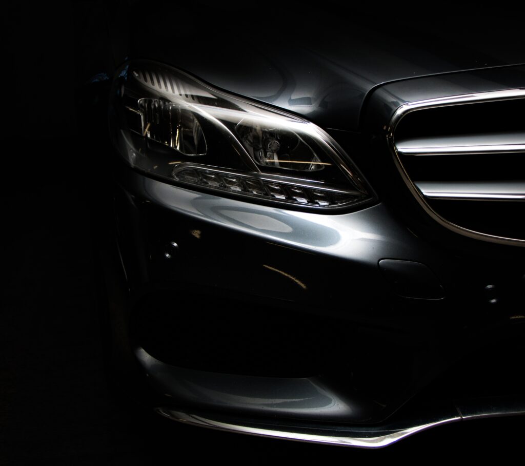 Elegant Silver Mercedes E-Class Wallpaper with Bold Headlights