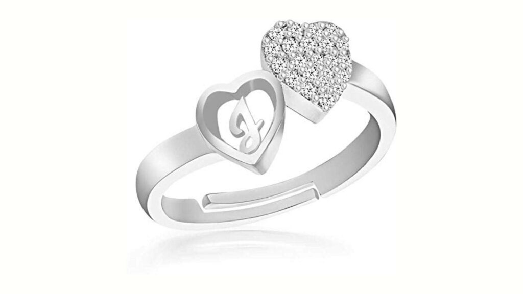 Elegant Silver Ring Wallpaper with Heart Design & Letter J