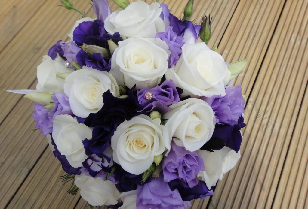 Elegant Bouquet of White Roses & Purple Lisianthus - Sophisticated Wallpaper
