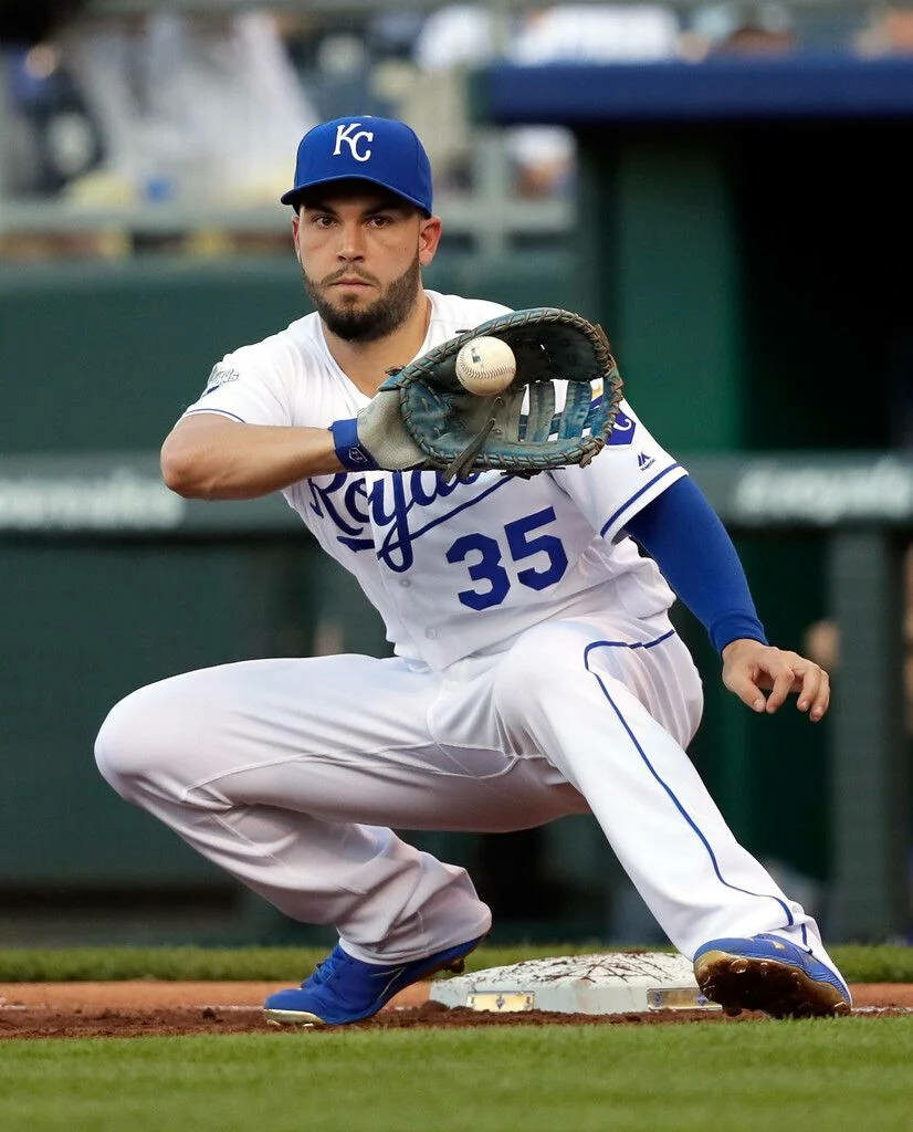 Eric Hosmer Kansas City Royals catching baseball at first base intense defensive play wallpaper