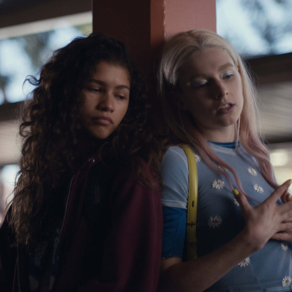Euphoria Season 2 Wallpaper: Heartfelt Rue & Jules Moment
