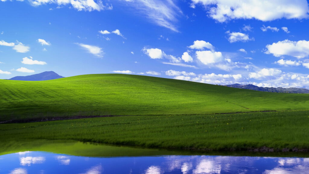 Eternal Bliss: A Majestic 4K Wallpaper featuring the Iconic Windows XP by Microsoft