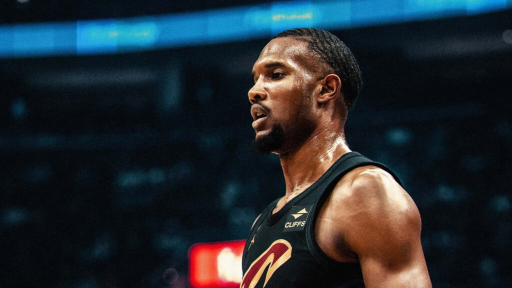 Evan Mobley Cleveland Cavaliers in action sharp focus athletic build intense basketball wallpaper