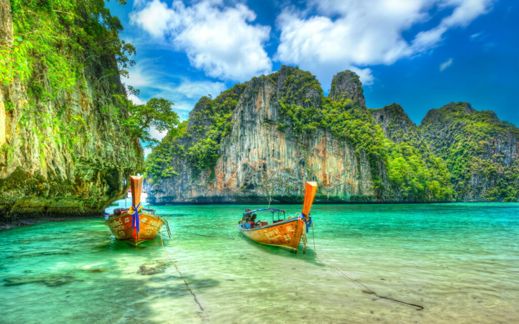 Tropical Paradise: Stunning Maya Bay Ko Phi Phi Leh Boat Exotic Desktop Wallpaper