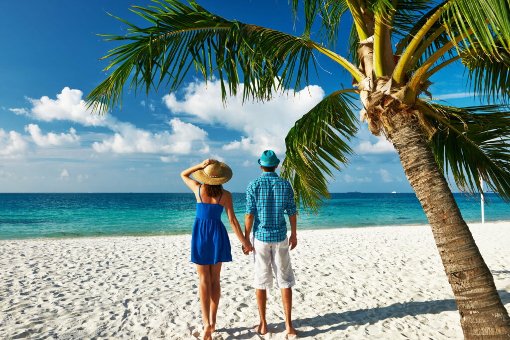 Serenity in Paradise: A Romantic Summer Escape in the Exotic Maldives Wallpaper