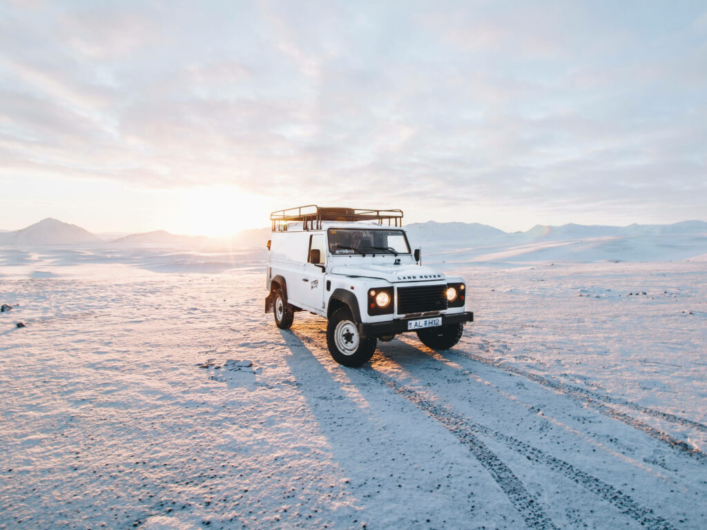 Stunning Snowy Landscape Wallpaper: Land Rover Adventure Background