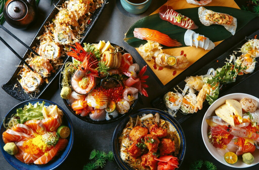 Savoring the Delicacies of Asian Seafood: A Captivating HD Wallpaper Immersed in the Aromatic Pot