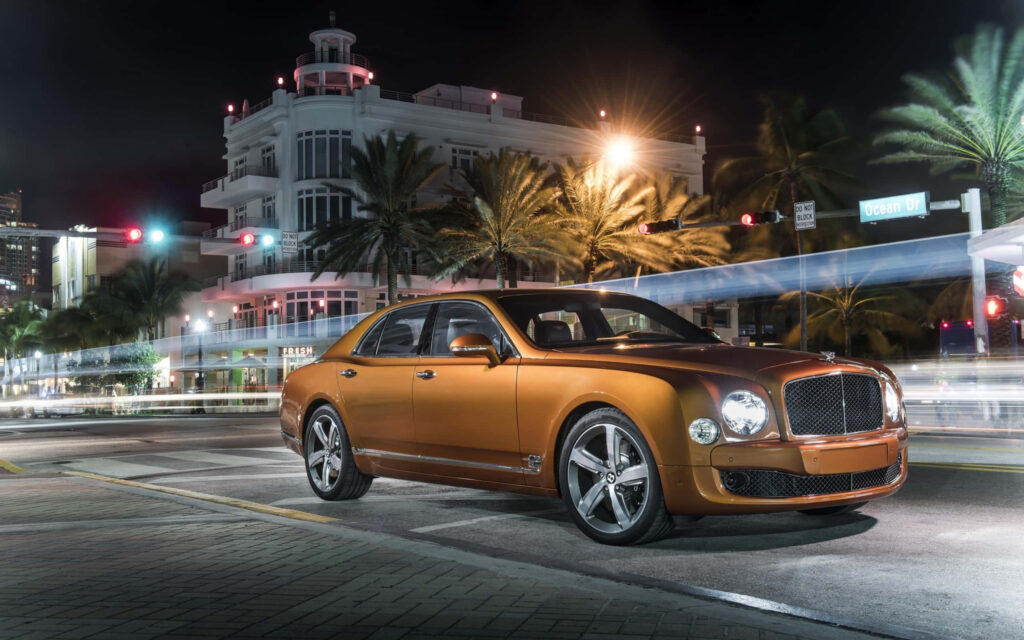 Unparalleled Design of the Bentley Mulsanne Wallpaper