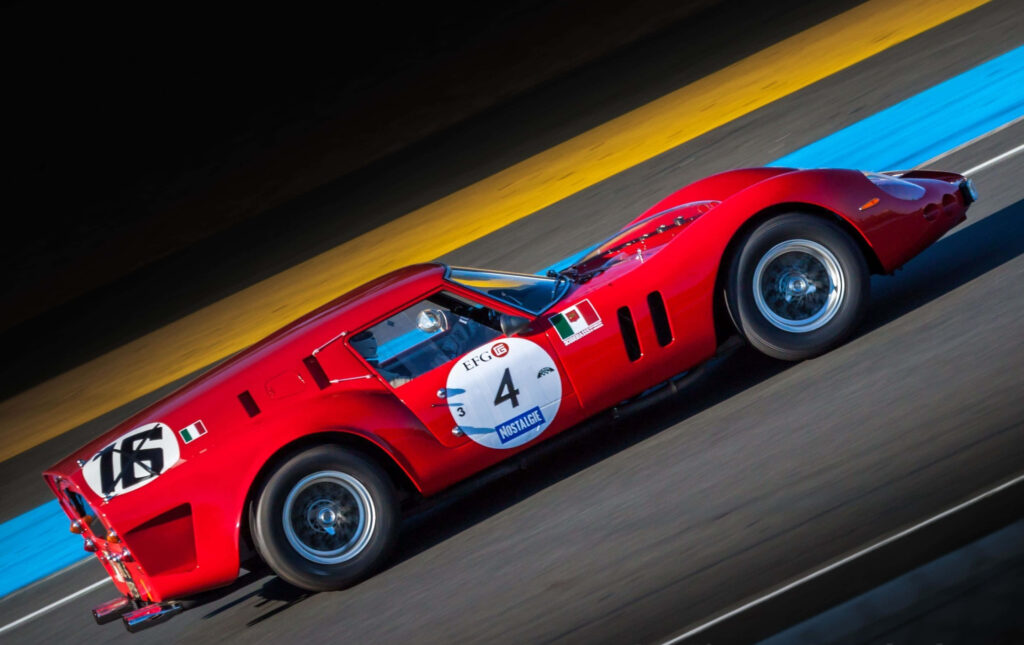 Ferrari 250 GT SWB Breadvan red classic car racing on track vintage shooting brake design wallpaper