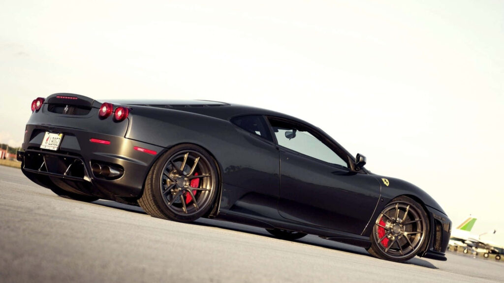 Black Ferrari F430 on a Airport Background Wallpaper