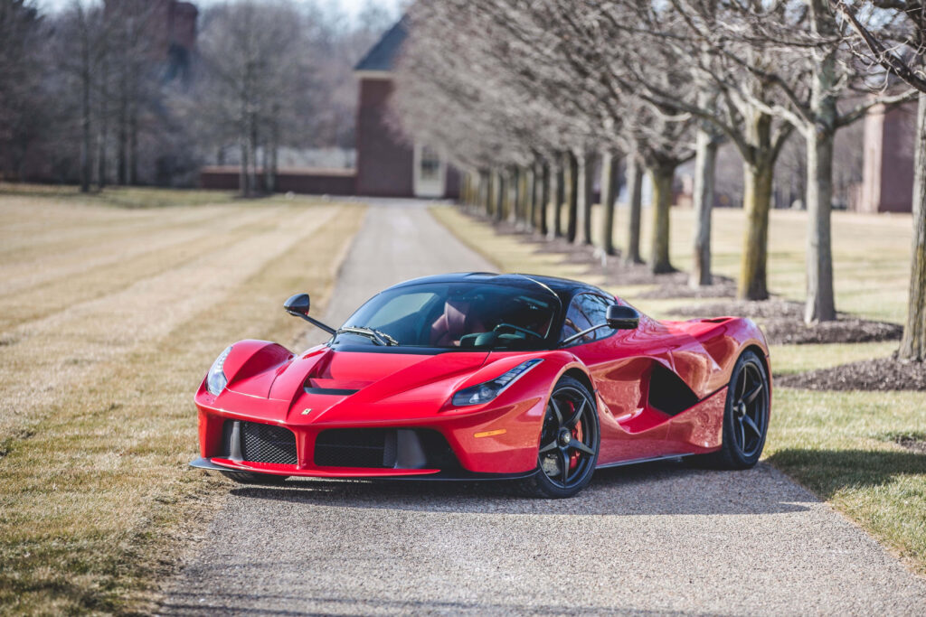 Unleashing Majesty: Captivating Red Ferrari LaFerrari Exudes Thrills and Elegance in Aerodynamic Splendor Wallpaper