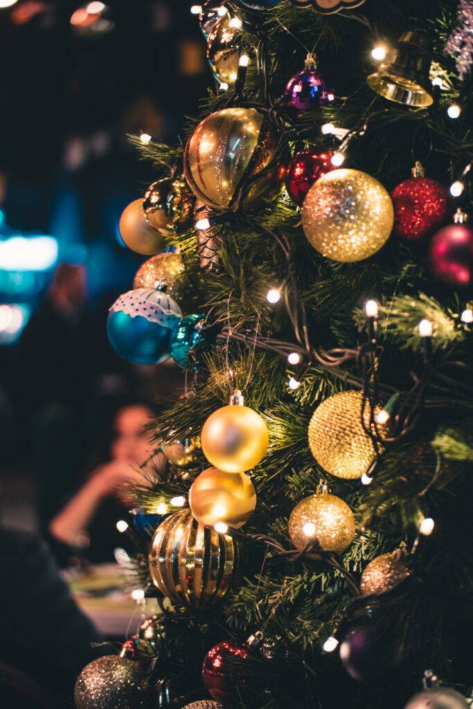 Festive Christmas Tree Wallpaper: Joyful Holiday Background