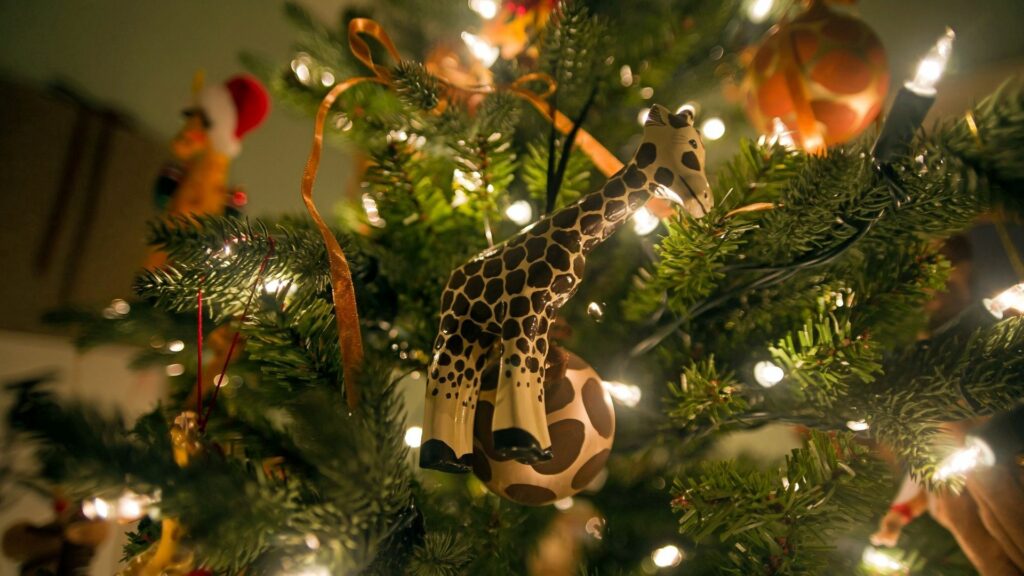 Festive Christmas Tree Wallpaper - Cheerful Holiday Scene 1920x1080