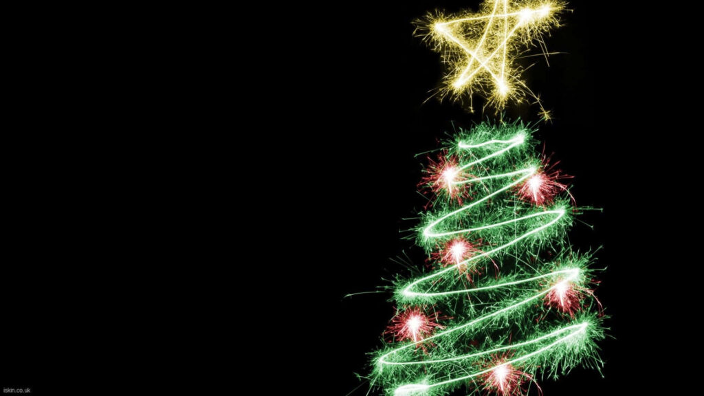 Festive Christmas Tree Wallpaper: Sparkling Lights & Glowing Star
