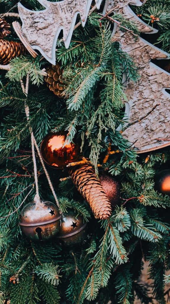 Festive Evergreen Wallpaper: Cozy Nature Aesthetic & Rustic Charm