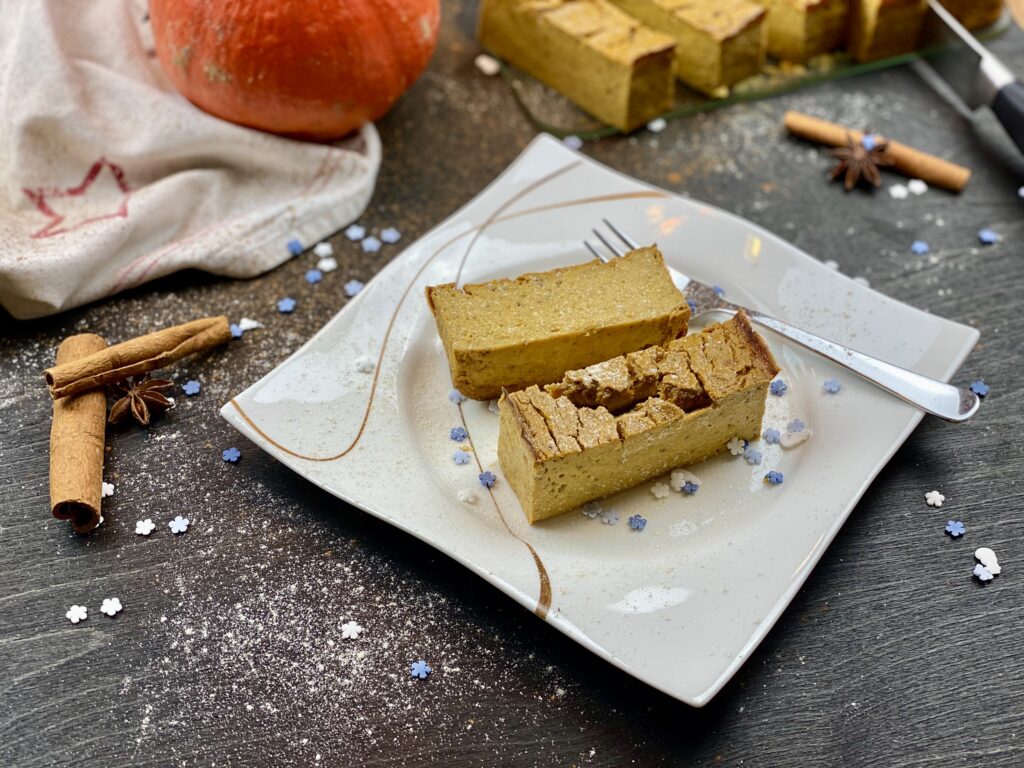 Festive Pumpkin Cheesecake Wallpaper: A Holiday Delight