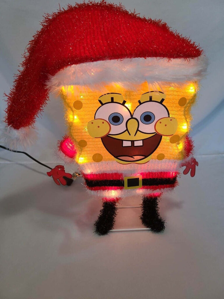 Festive SpongeBob Wallpaper: Santa Outfit & Warm Holiday Lights