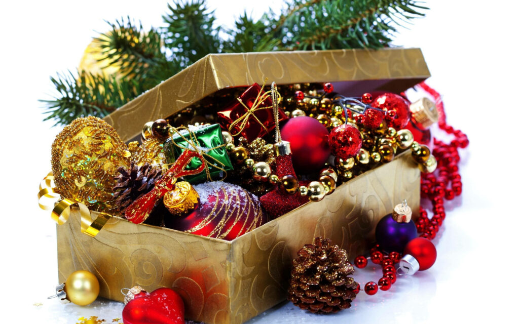 Festive Holiday Wallpaper: Gold Box with Colorful Ornaments & Pine