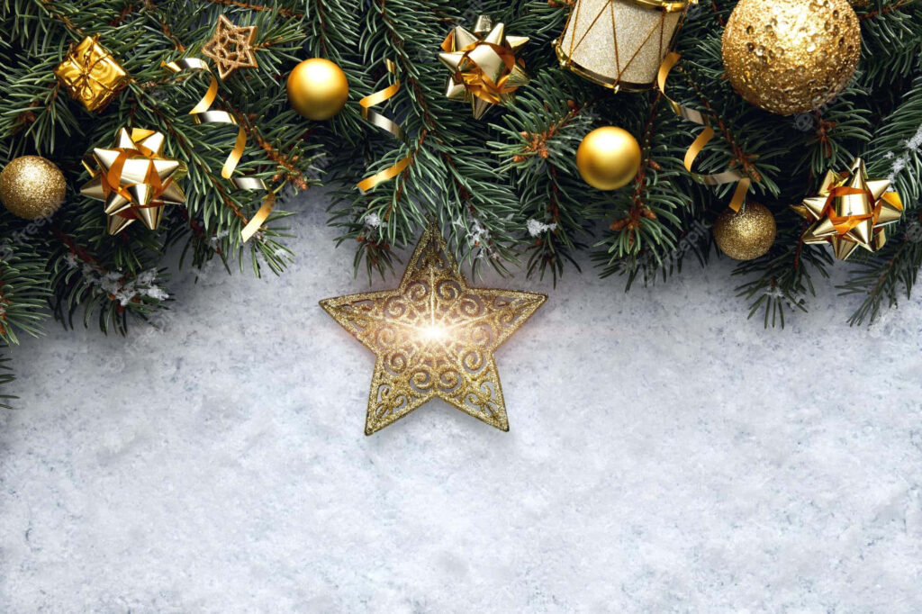 Festive Christmas Wallpaper: Golden Star & Evergreen Charm