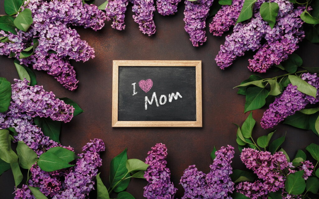 Lilac Dreams: A Floral Ode to Mom on Mother's Day Wallpaper
