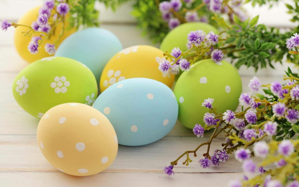 Blooming Easter Wishes: Flower-Themed Eggs Desktop Wallpaper