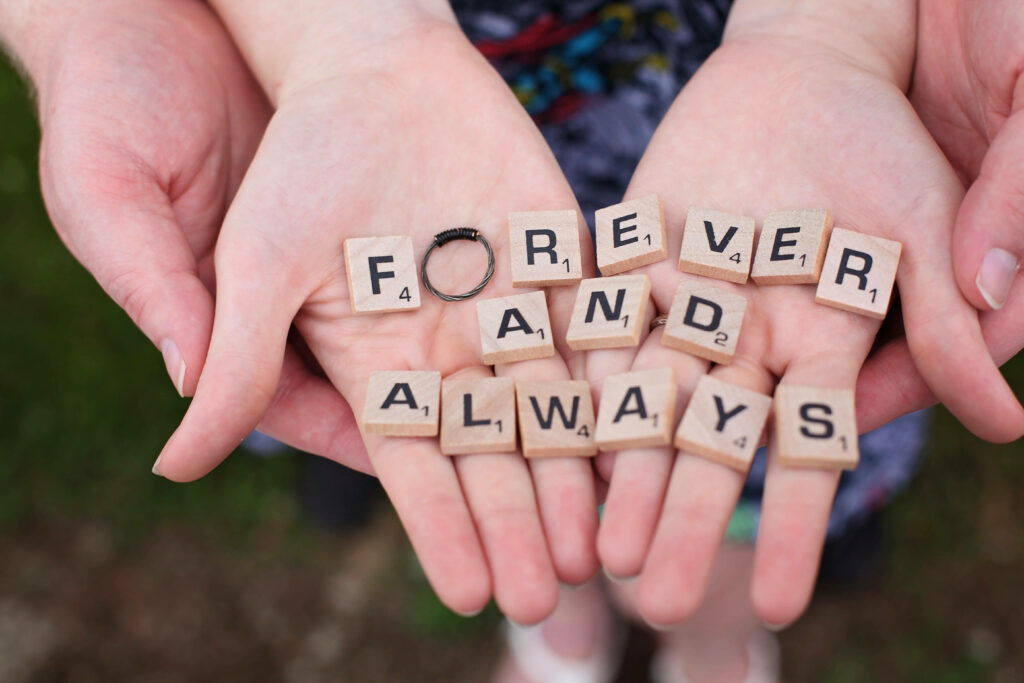 Unwavering Affection: Capturing a Couple's Eternal Love in a Romantic Snap Wallpaper