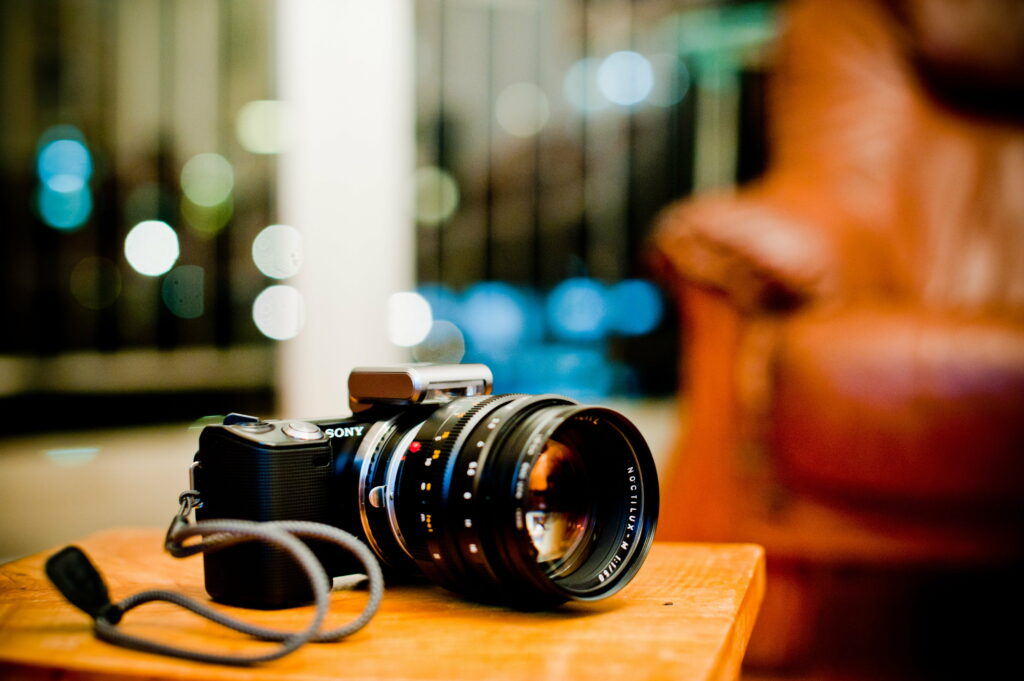 Capturing Brilliance: Embracing Bokeh and Depth of Field in a Stunning 4K Camera Wallpaper
