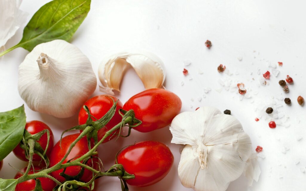 Fresh Garlic, Cherry Tomatoes & Spices Wallpaper Background