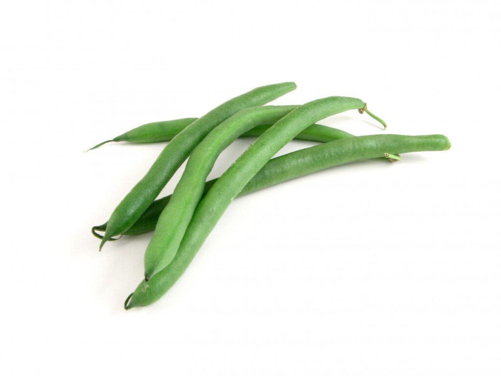 Fresh Green Beans Wallpaper: Minimalist White Background Design