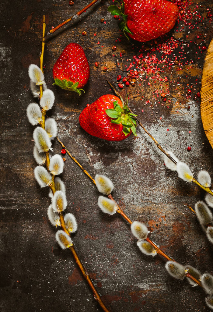 Rustic Strawberry Wallpaper with Osier Branches & White Buds