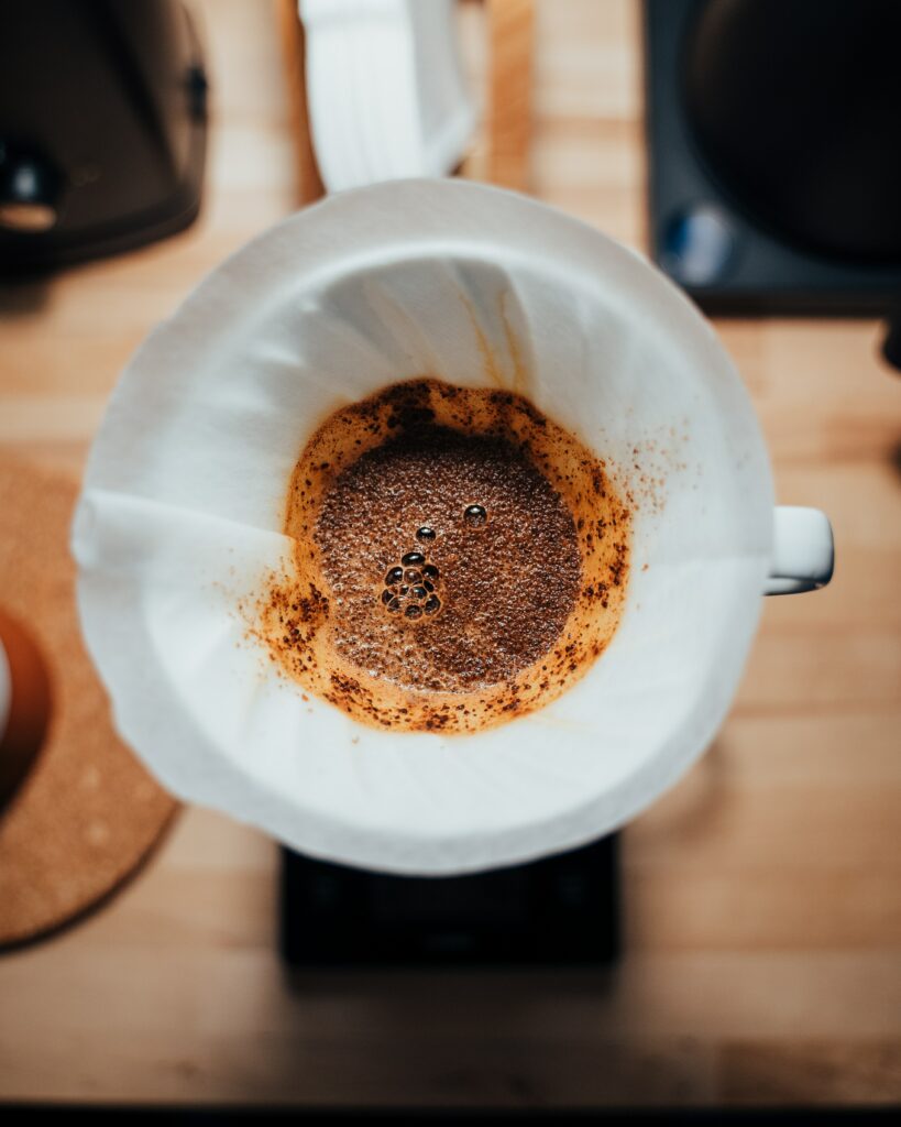 Freshly Brewed Coffee Close-Up: Rich Aroma & Texture Wallpaper