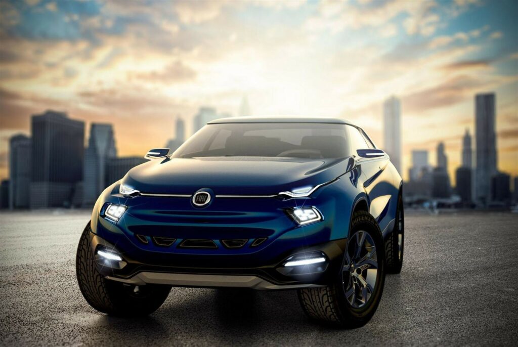 Fiat FCC4 Concept Car Wallpaper: Sleek Design & Urban Skyline