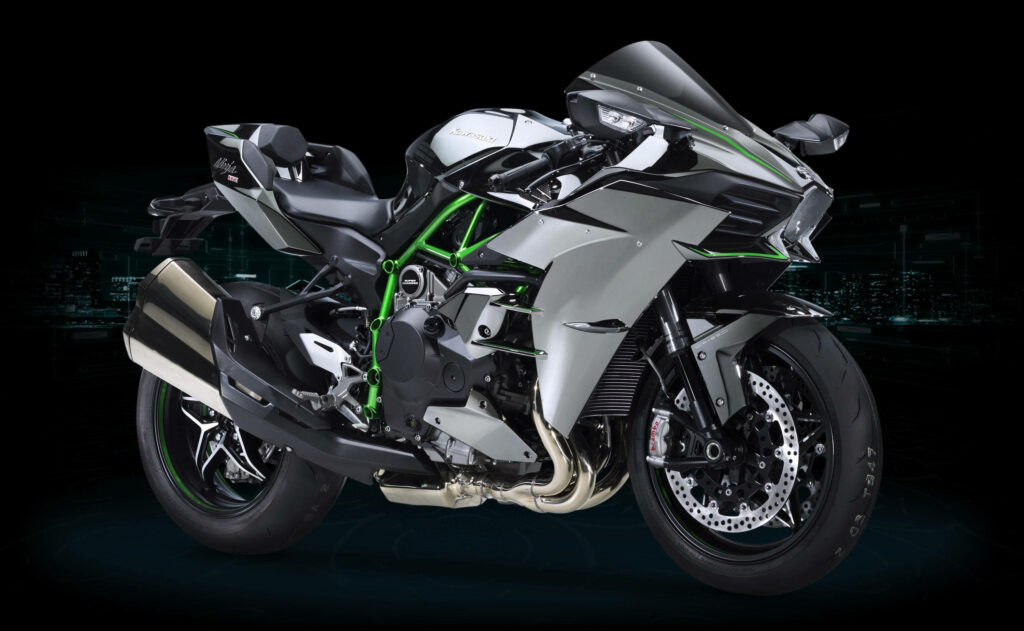 Futuristic Japanese Motorcycle Wallpaper: High-Performance Design