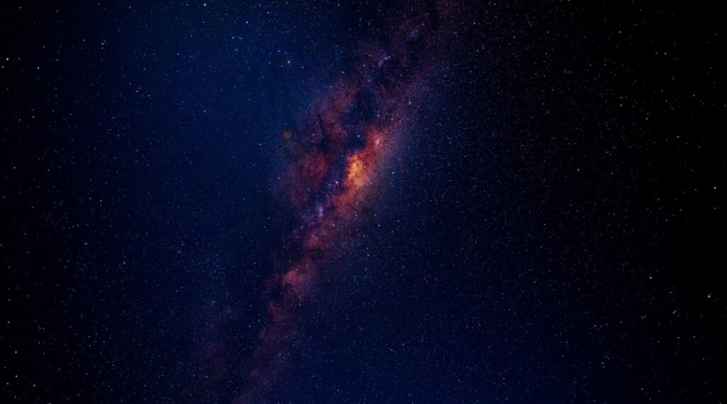 Starry Night: Captivating Galaxy in HD Wallpaper