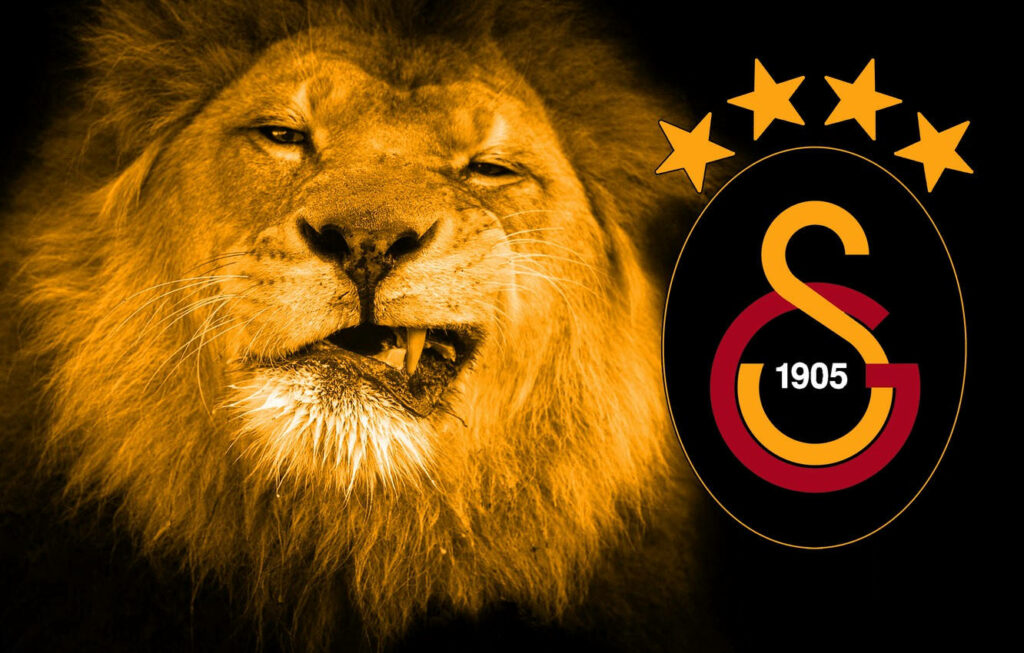 Galatasaray Logo & Fierce Lion Wallpaper - Strength & Pride