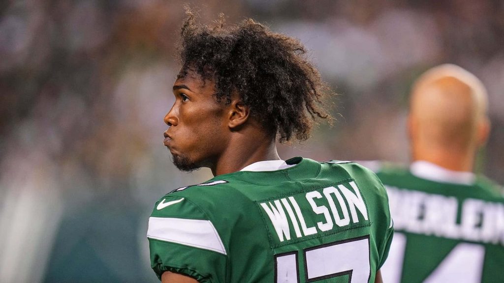 Garrett Wilson New York Jets wide receiver in green jersey sharp sports profile wallpaper