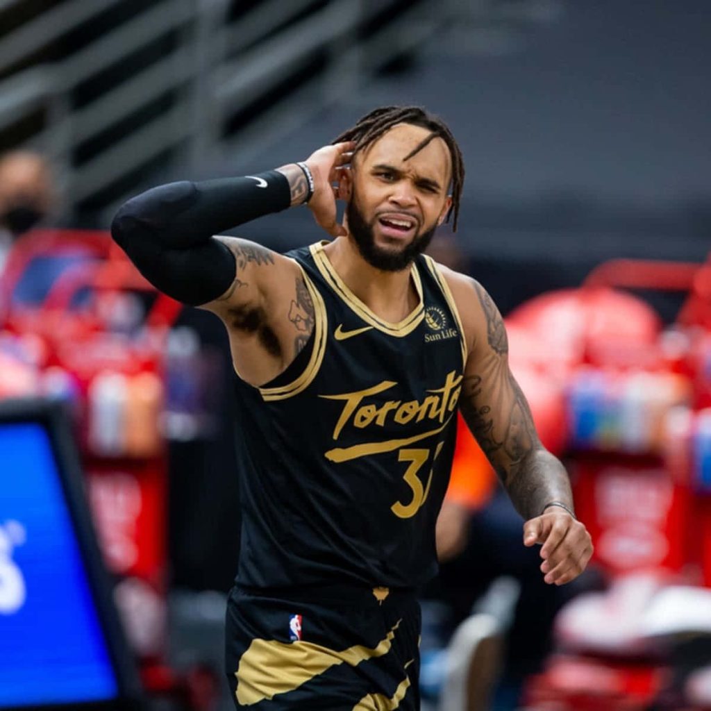 Gary Trent Jr Toronto Raptors jersey number 33 action shot NBA basketball sports wallpaper