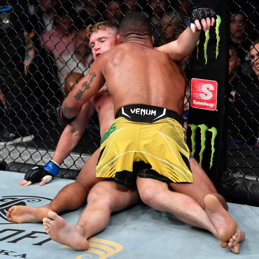 UFC Gilbert Burns pins Stephen Thompson intense MMA grappling high-resolution sports wallpaper
