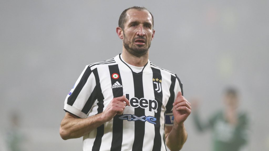 Giorgio Chiellini Juventus FC wallpaper intense focused Coppa Italia badge Jeep 4xe stripes