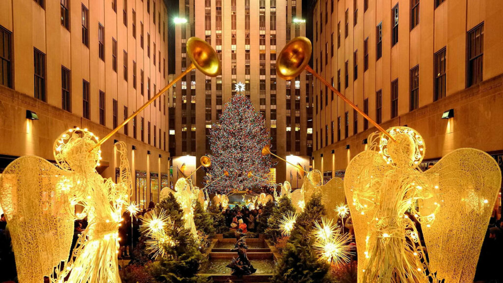 Festive Wallpaper: Glowing Angel Statues at Rockefeller Center