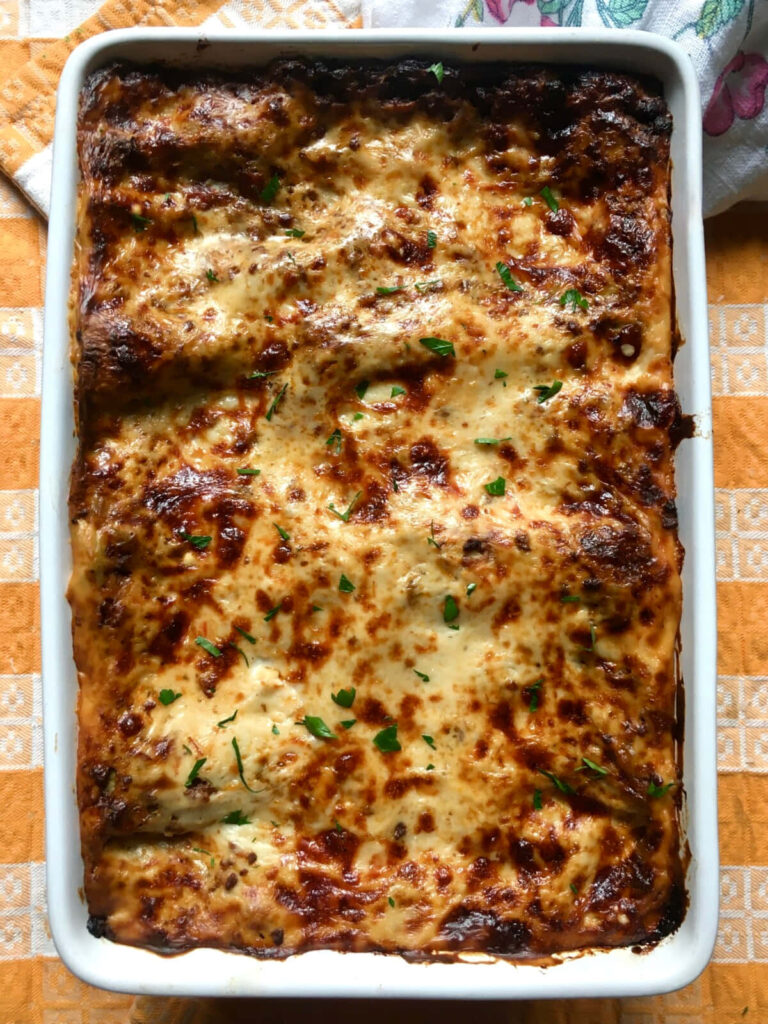Delicious Golden-Brown Lasagna Alla Bolognese - Perfect Wallpaper